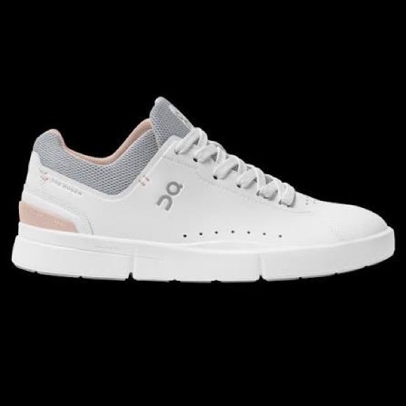 Women’s On Cloud The Roger Advantage Tennis Shoe White/Pink Size 9 - Picture 1 of 7